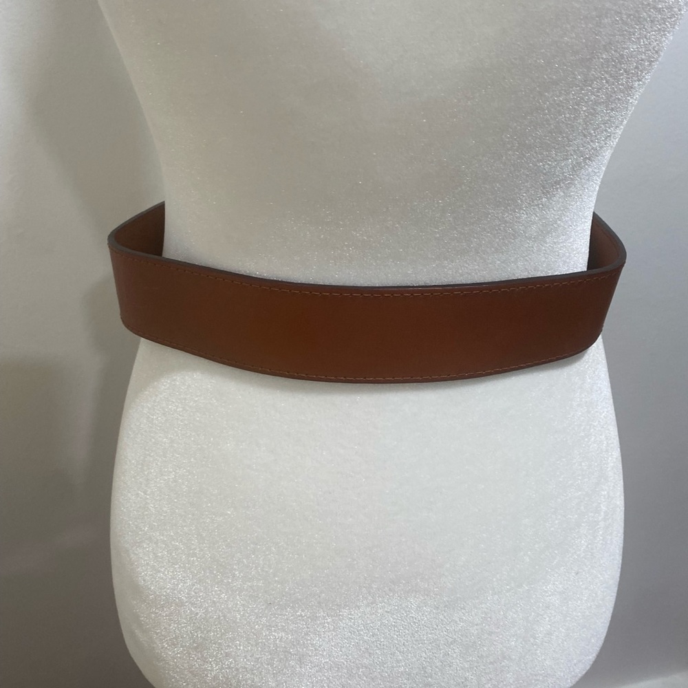 Hollister Brown Leather Waist Belt with Brass Buckle - Picture 4 of 9